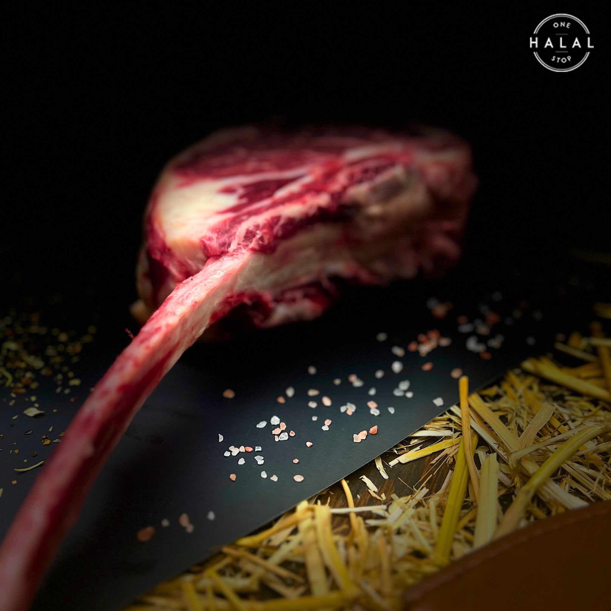 American Wagyu Tomahawk Steak - Image 3