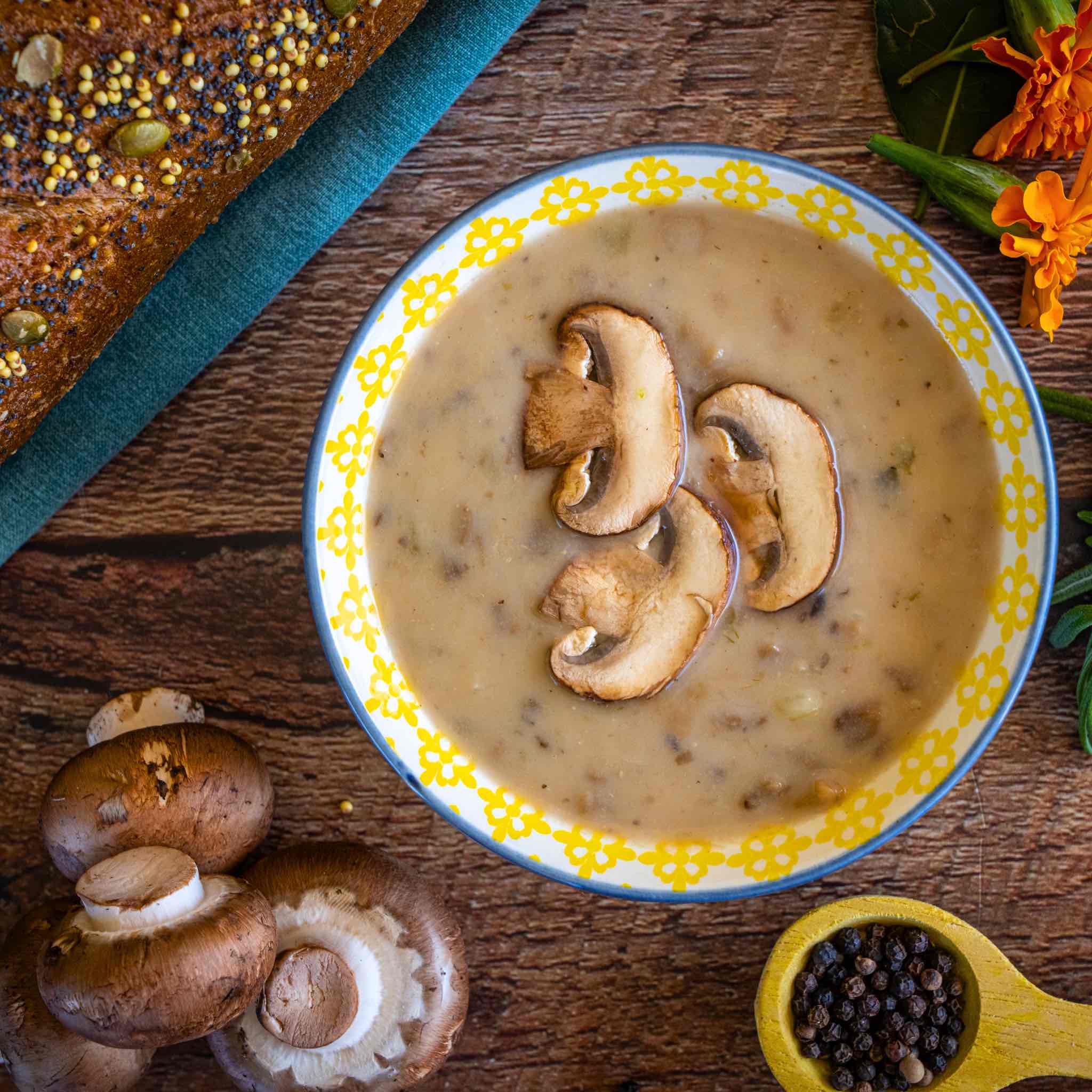 Organic Halal Chicken Broth - Image 3
